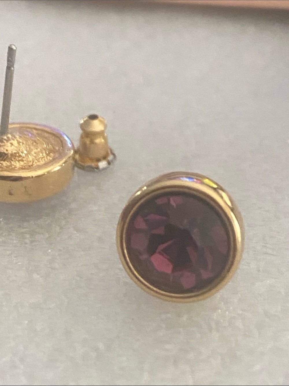 SAL Swarovski Purple Bezel Crystal Earrings. Swarovski America Limited. Vintage. - Picture 3 of 3